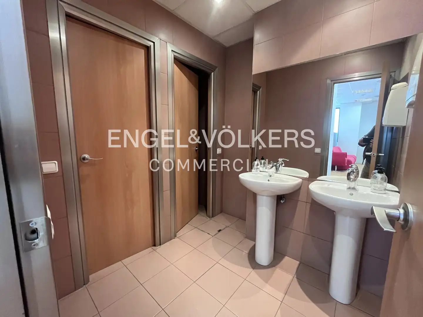 Business premises for sale in Montigalà - Sant Crist, imagen 9
