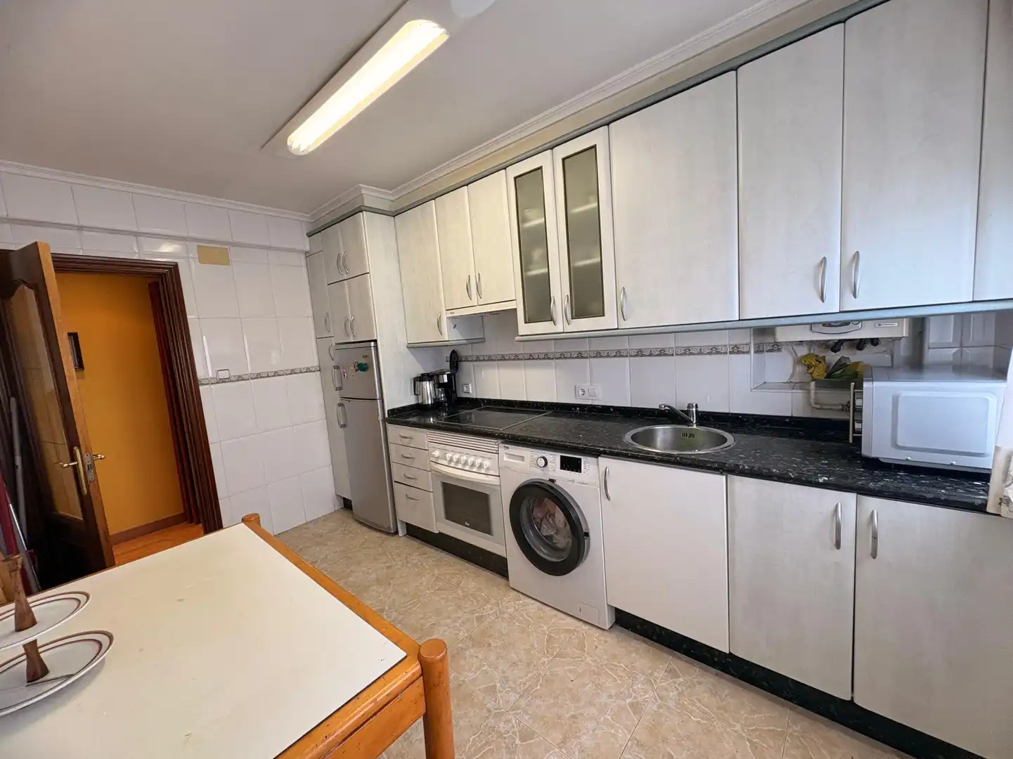 Kitchen of Flat for sale in Gijón   with Heating, Parquet flooring and Furnished
