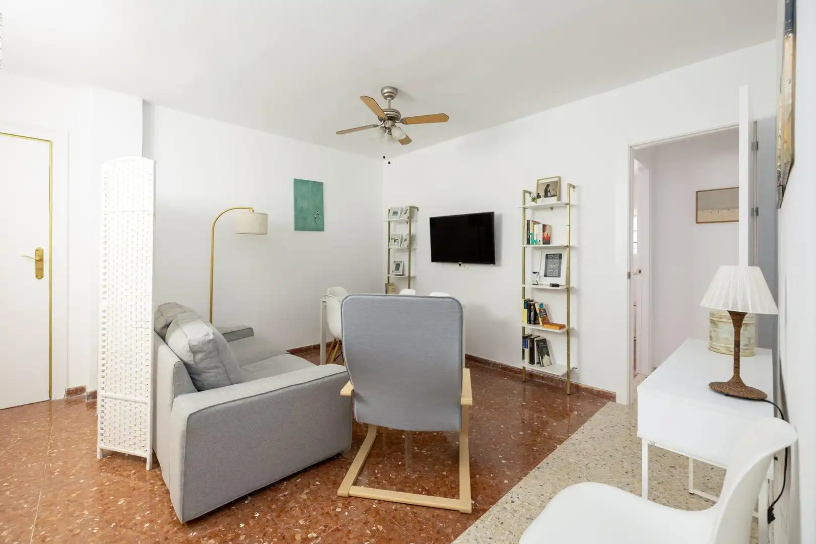 Sala d'estar de Pis de lloguer en Granada amb Calefacció, Terrassa i Traster
