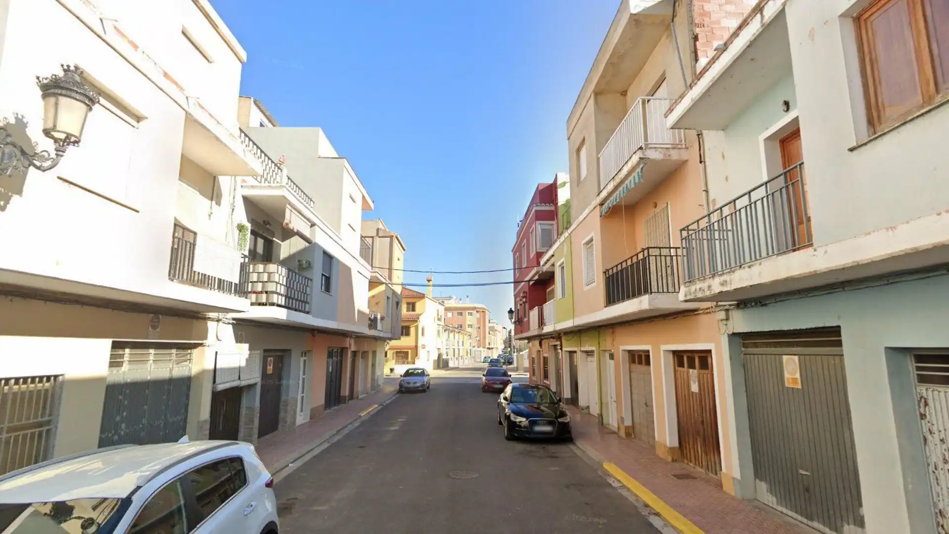 Vista exterior de Pis en venda en Polinyà de Xúquer