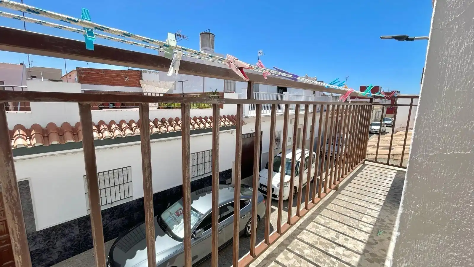 Vista exterior de Piso en venta en El Cuervo de Sevilla con Aire acondicionado