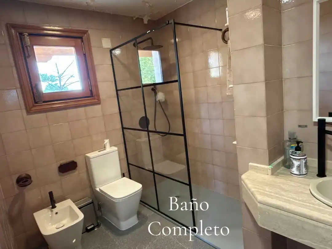 Baño de Casa o chalet en venta en Las Rozas de Madrid con Aire acondicionado, Calefacción y Jardín privado
