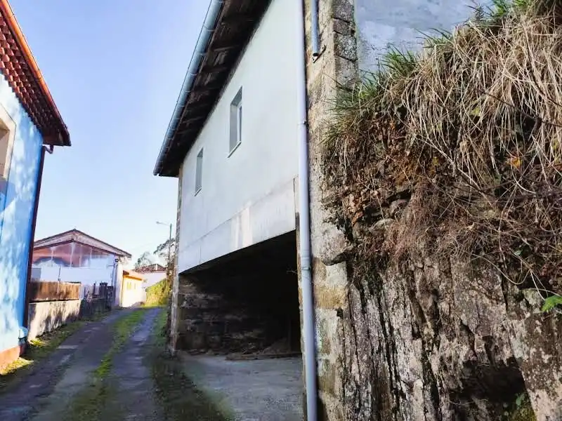 Vista exterior de Casa o chalet en venta en Salas con Trastero y Amueblado