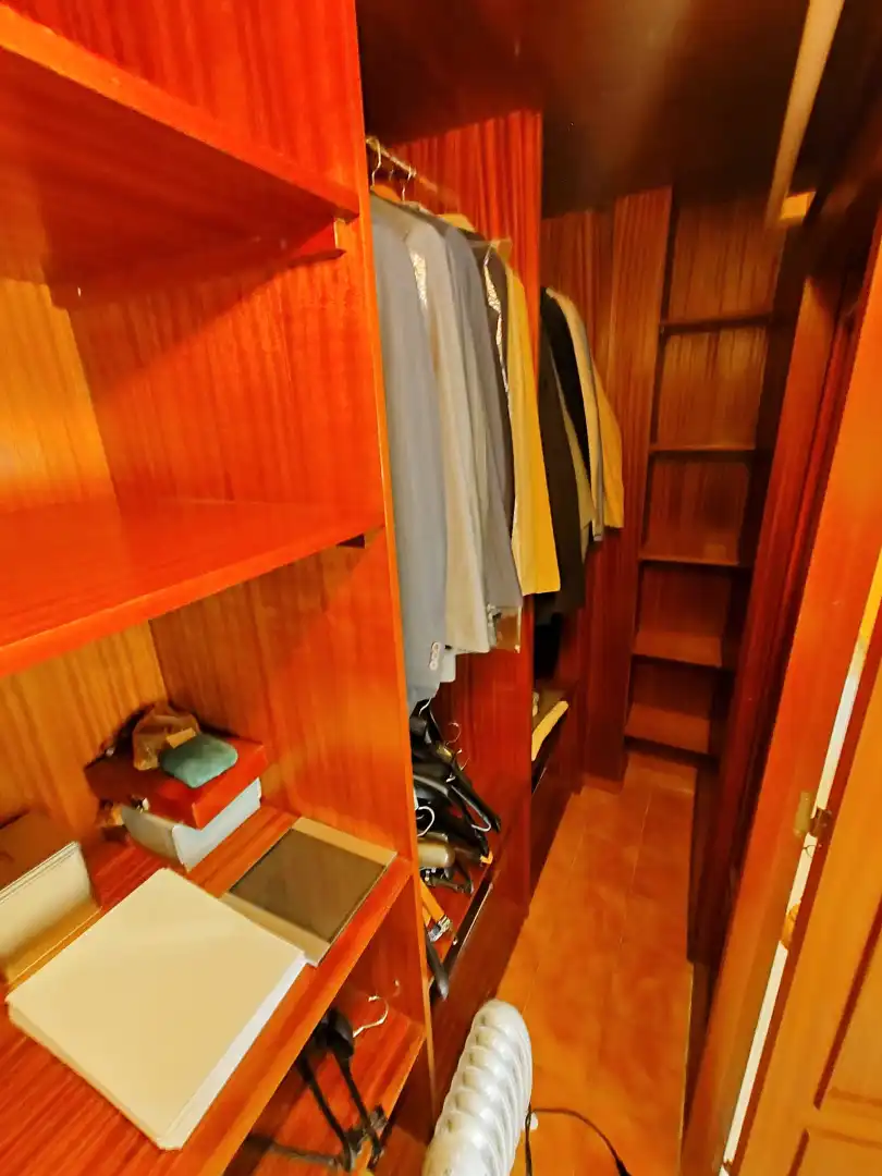 Flat for sale in Sevilla  with Air Conditioner, Terrace and Community pool
