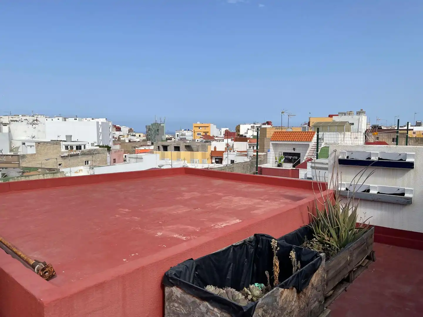 Vista exterior de Pis en venda en Telde amb Aire condicionat, Terrassa i Traster