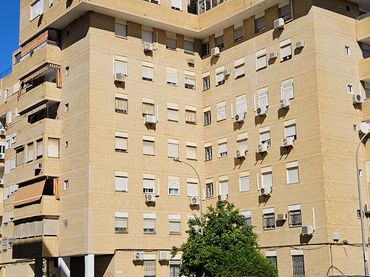 Piso con ascensor en venta en Grupo Macarena Tres Huertas 4