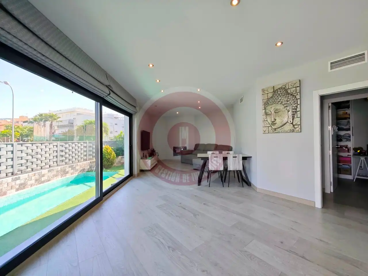 Sala de estar de Casa o chalet en venta en Vélez-Málaga con Aire acondicionado, Jardín privado y Terraza