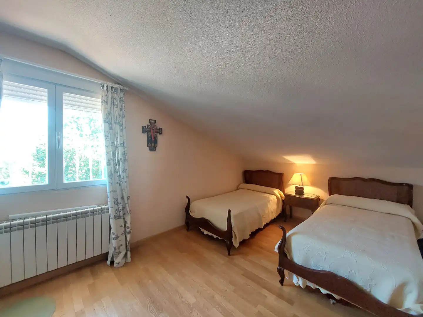 Habitación de Casa adosada en venta en Rivas-Vaciamadrid con Aire acondicionado, Calefacción y Jardín privado