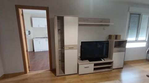 Foto 3 de Piso de alquiler en General Esparteros, Valdepeñas, Ciudad Real