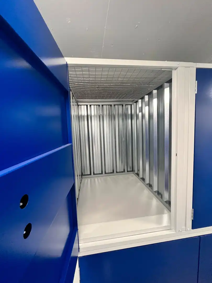 Storage room for rent in Madrid  with Alarm