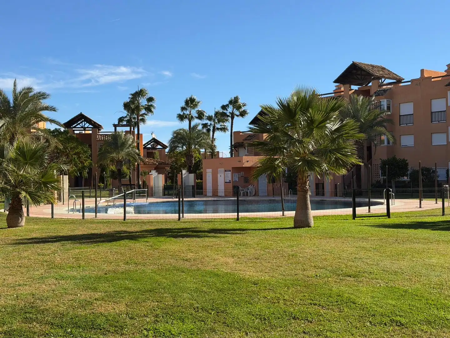 Piscina de Apartamento en venta en Casares con Terraza, Trastero y Horno