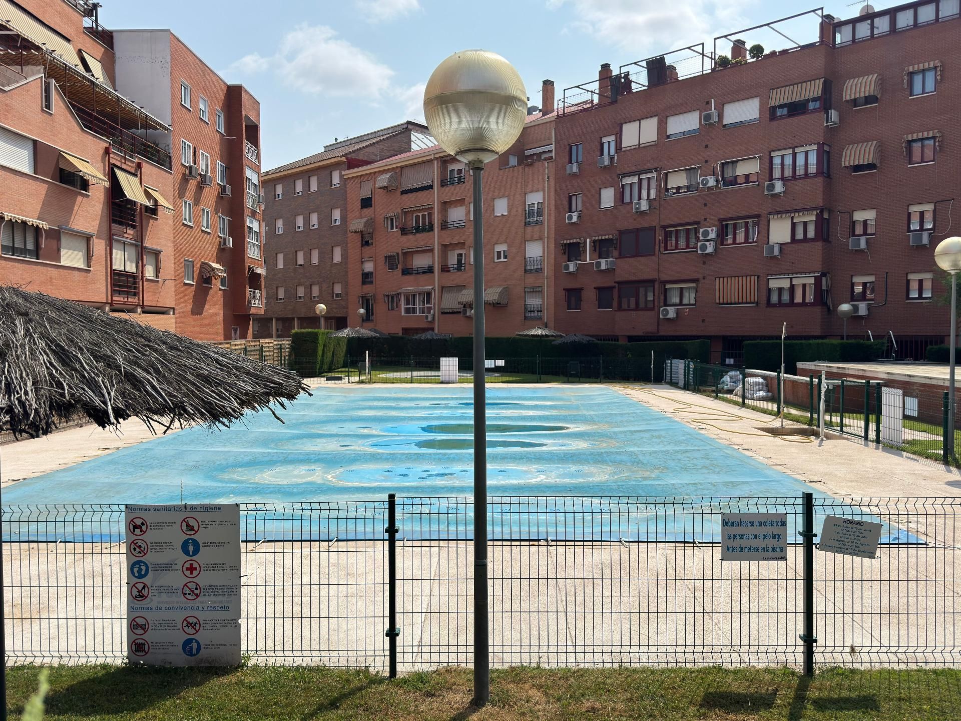 Swimming pool of Flat for sale in Leganés  with Heating, Private garden and Community pool
