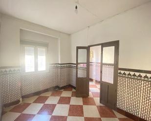 Casa adosada en venda en Lucena