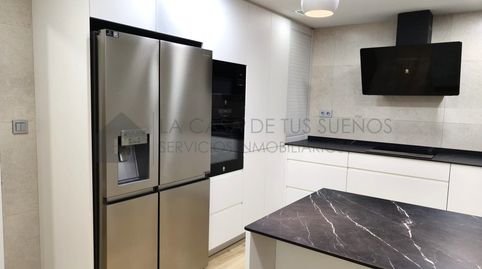 Foto 2 de Piso en venta en Avenida Madrid de, Petrer, Alicante
