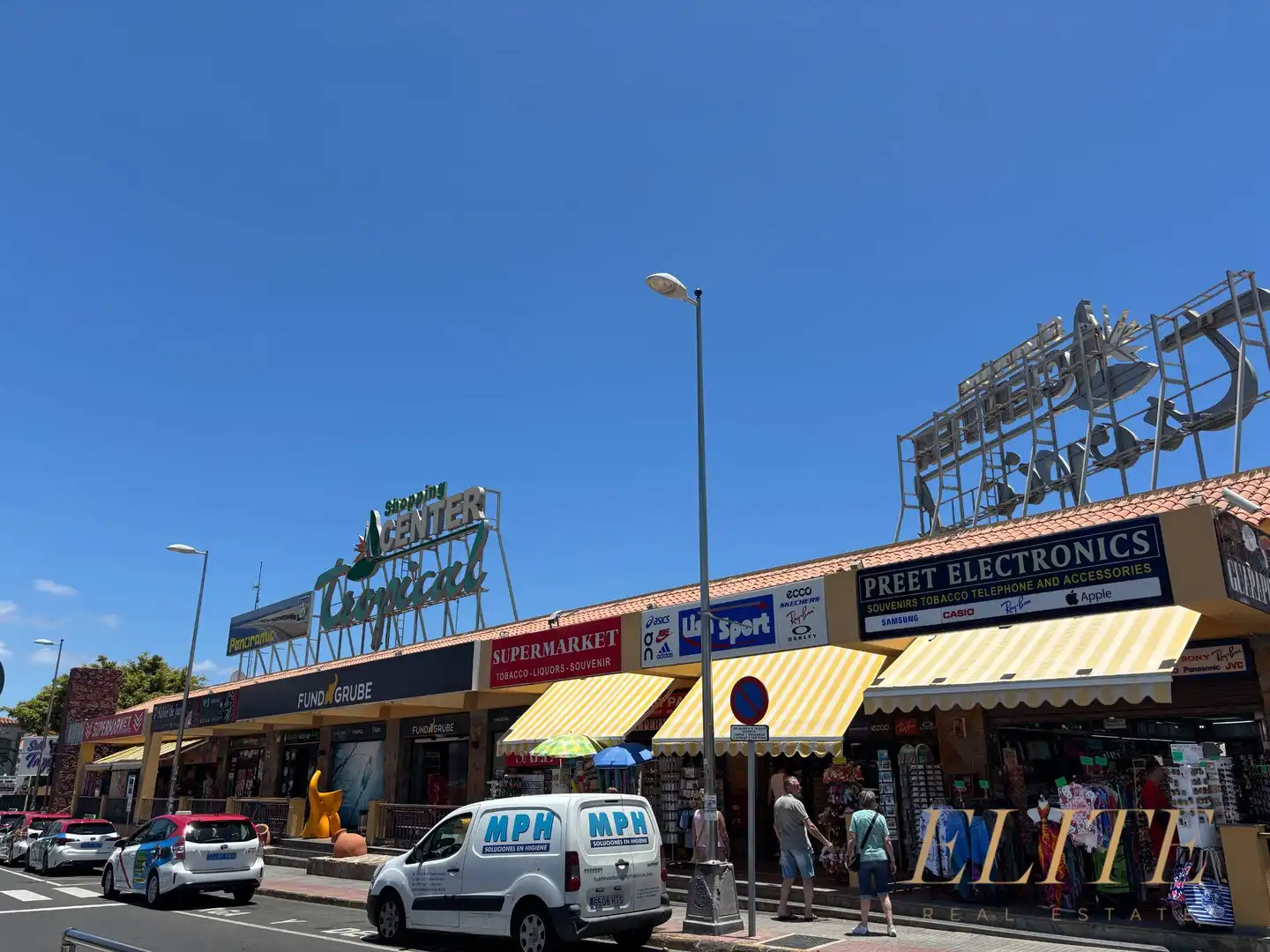 Exterior view of Commercial properties for sale in San Bartolomé de Tirajana  with Air Conditioner