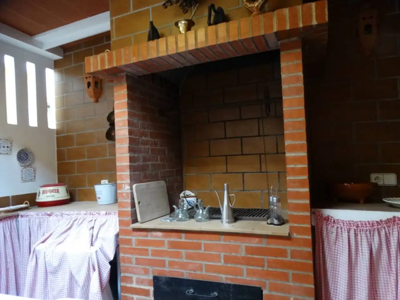 Cocina de Casa o chalet en venta en Huelva con Aire acondicionado, Calefacción y Jardín privado