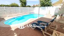 Swimming pool of Single-family semi-detached for sale in Illescas  with Terrace, Swimming Pool and Balcony