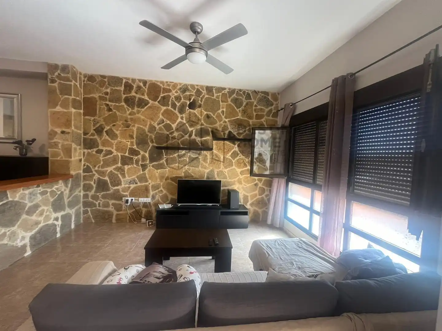 Sala d'estar de Casa adosada en venda en Puerto del Rosario amb Traster i Moblat