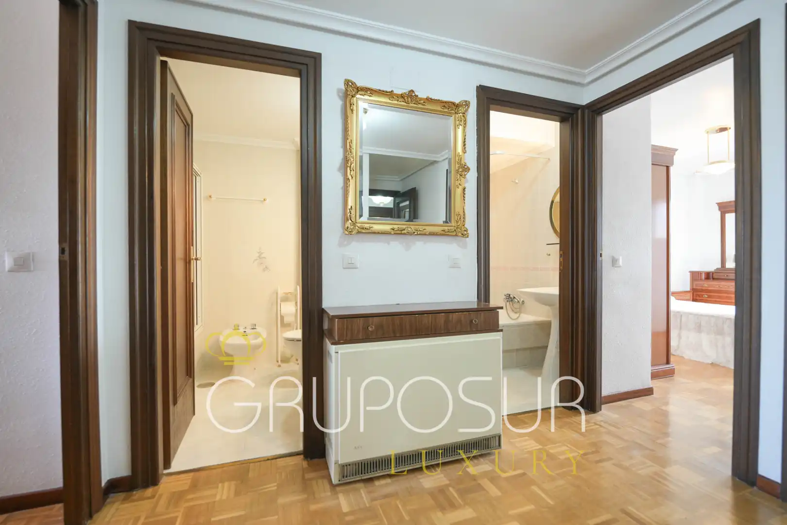 Badezimmer von Wohnung zum Verkauf in Valladolid mit Heizung, Privatgarten und Parkett