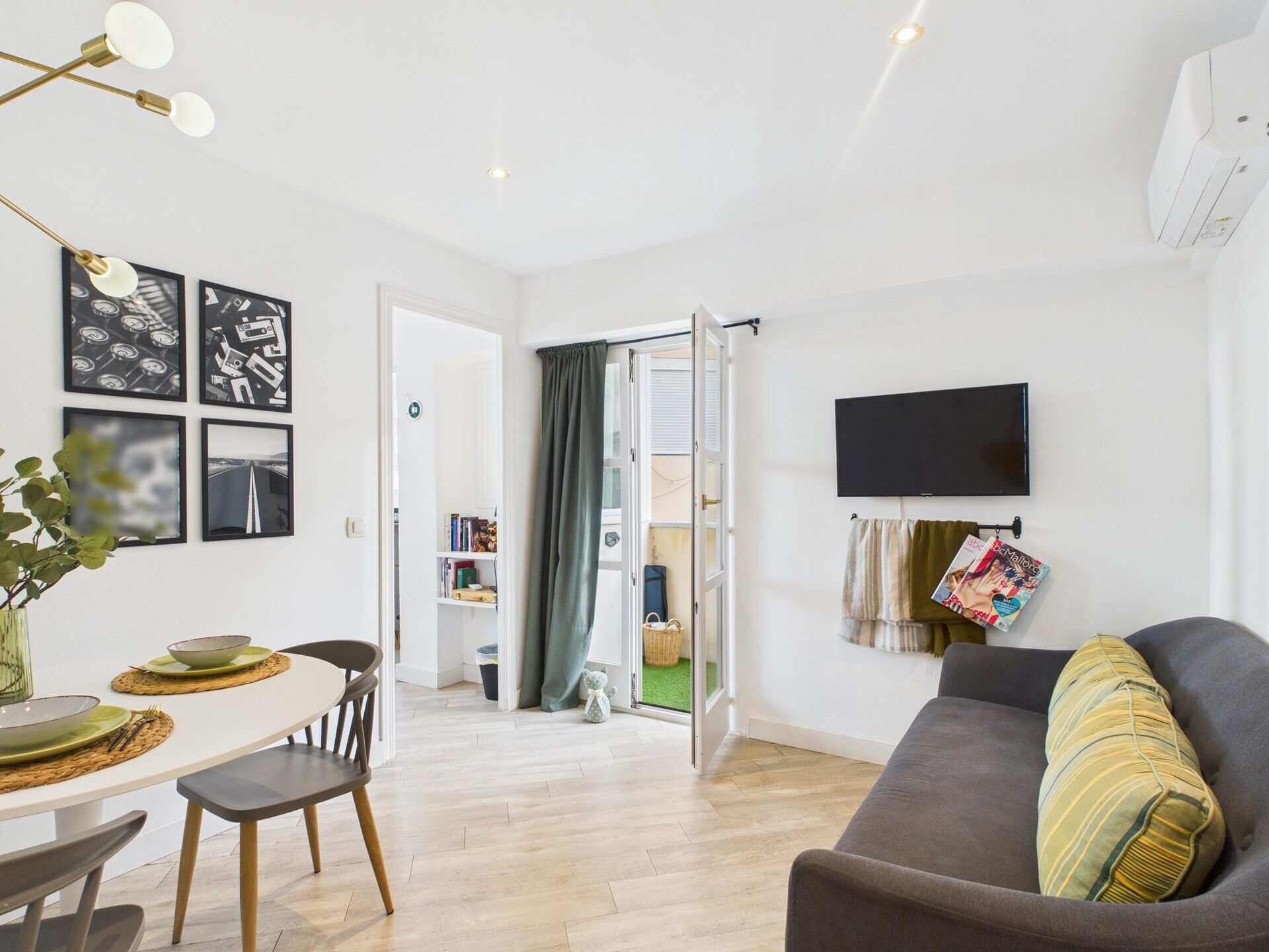 Living room of Apartment to rent in  Palma de Mallorca  with Furnished, Balcony and Pets allowed