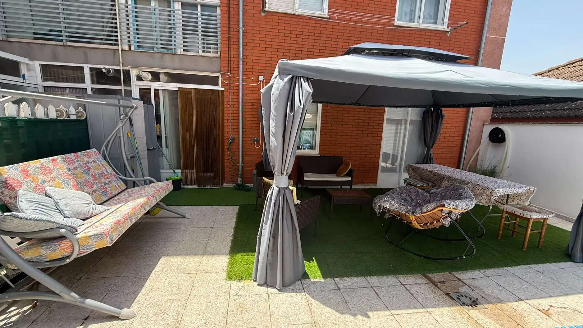 Terrasse von Wohnung zum Verkauf in Carbajosa de la Sagrada mit Heizung, Terrasse und Abstellraum