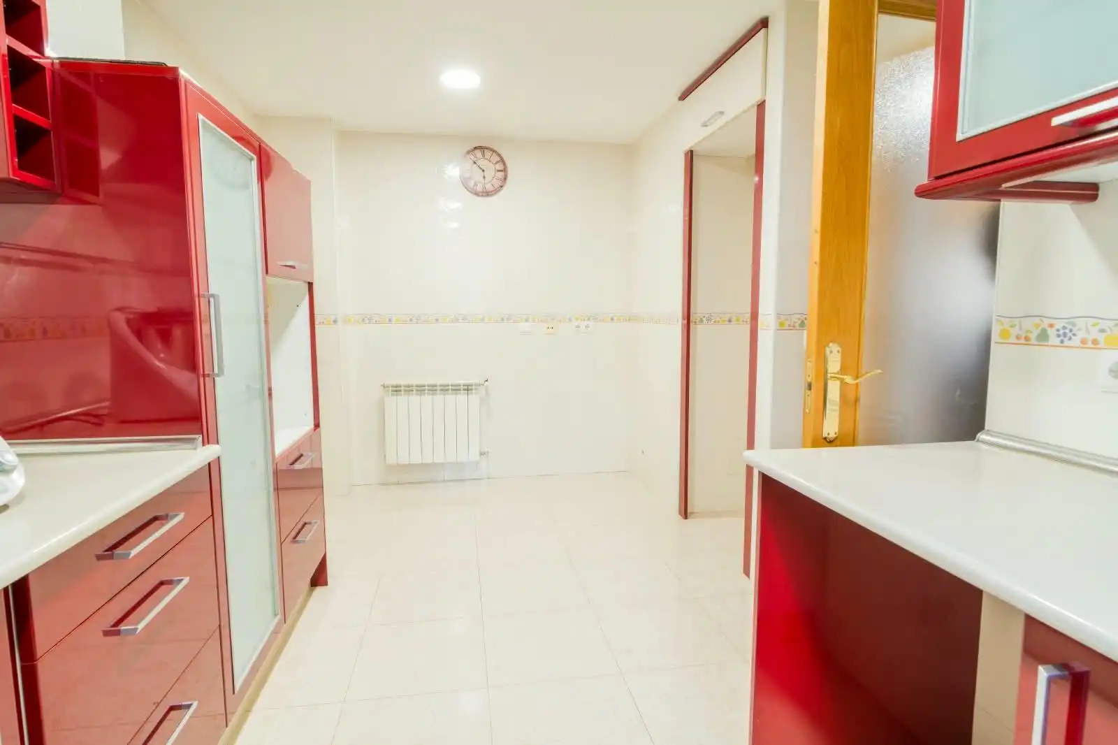 Semi-detached house for sale in Calle PINTOR JOAQUIN SOROLLA, imagen 2