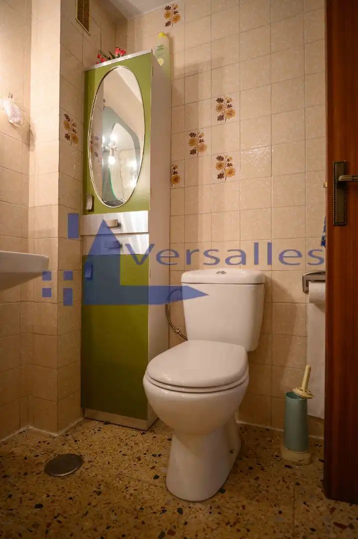 Baño de Piso en venta en Santa Marta de Tormes con Calefacción, Amueblado y Microondas