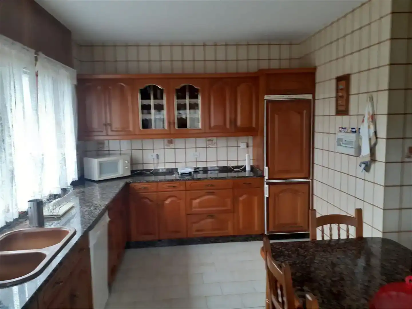 Cuina de Casa o xalet en venda en Cesuras amb Jardí privat, Traster i Moblat