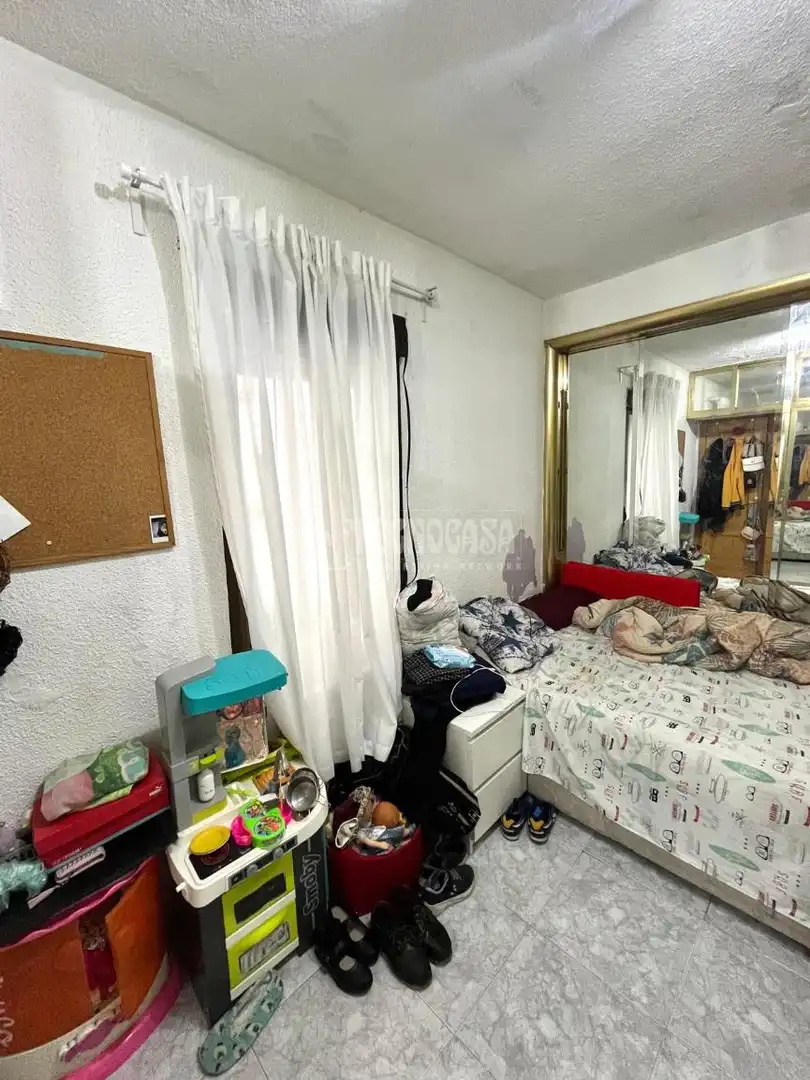 Bedroom of Flat for sale in Madrid  with Heating
