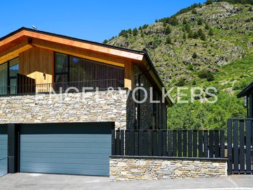 Reihenhaus mit Garten zum Verkauf in Soldeu - Incles
