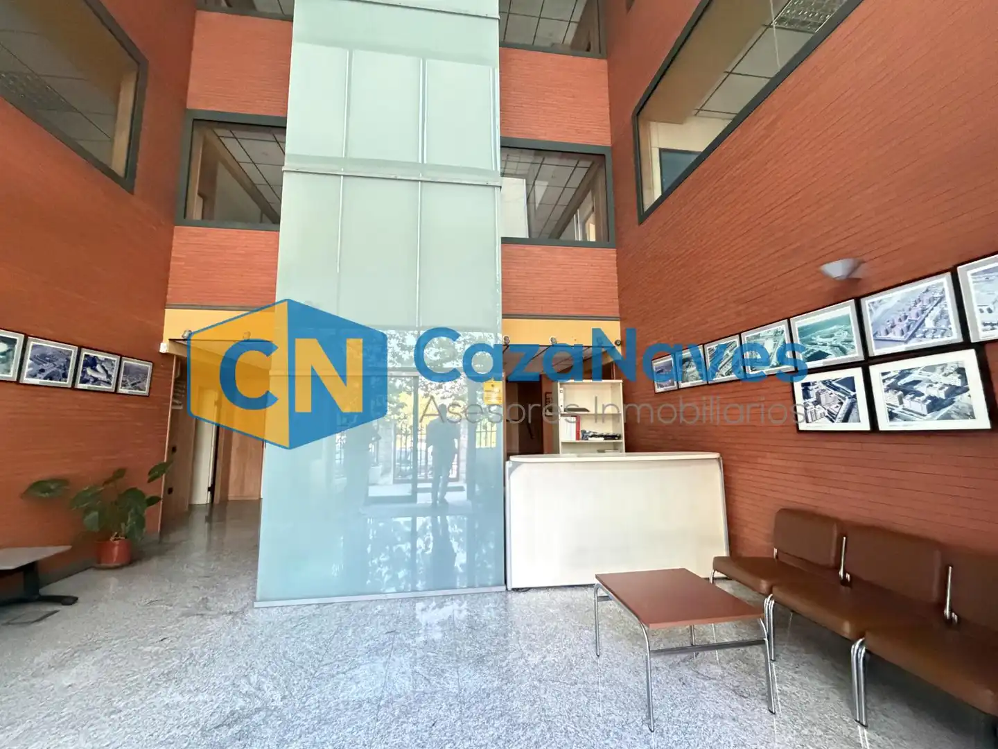 Nave industrial con ascensor en venta en La Fortuna, imagen 8