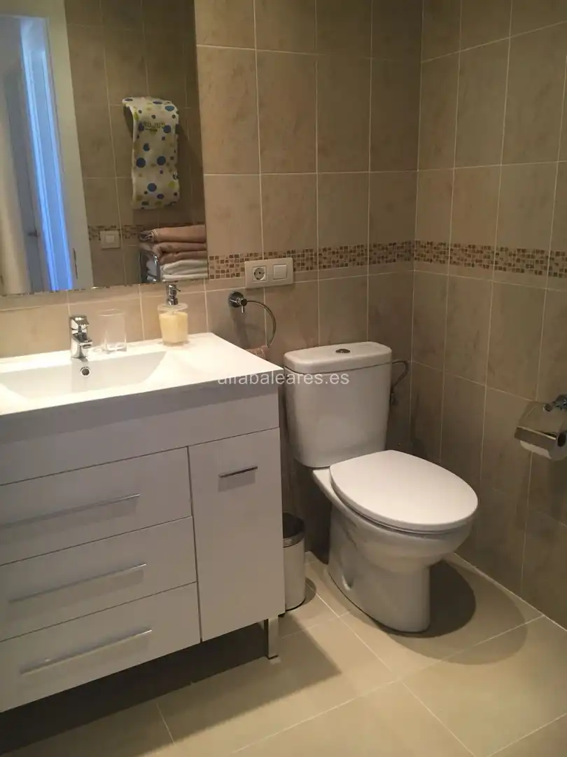 Bathroom of Flat for sale in Alcúdia  with Air Conditioner, Heating and Terrace