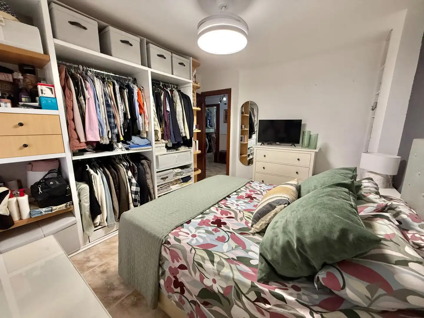 Habitación de Piso en venta en Valencia con Balcón