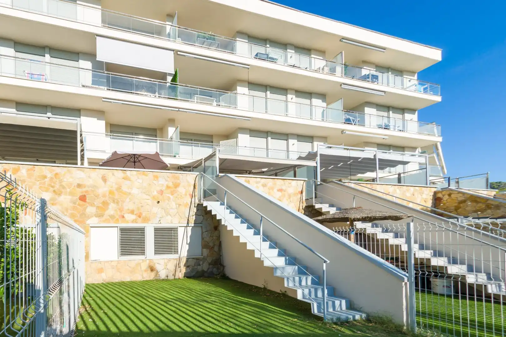 Maisonette mit Pool zum Verkauf in Calle LA CARRASCA 9