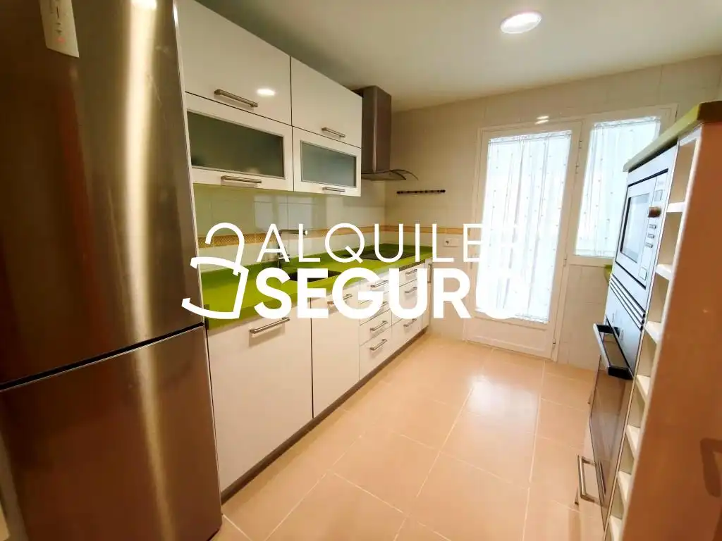 Kitchen of Flat for rent in Arroyomolinos (Madrid)  with Air Conditioner, Heating and Terrace