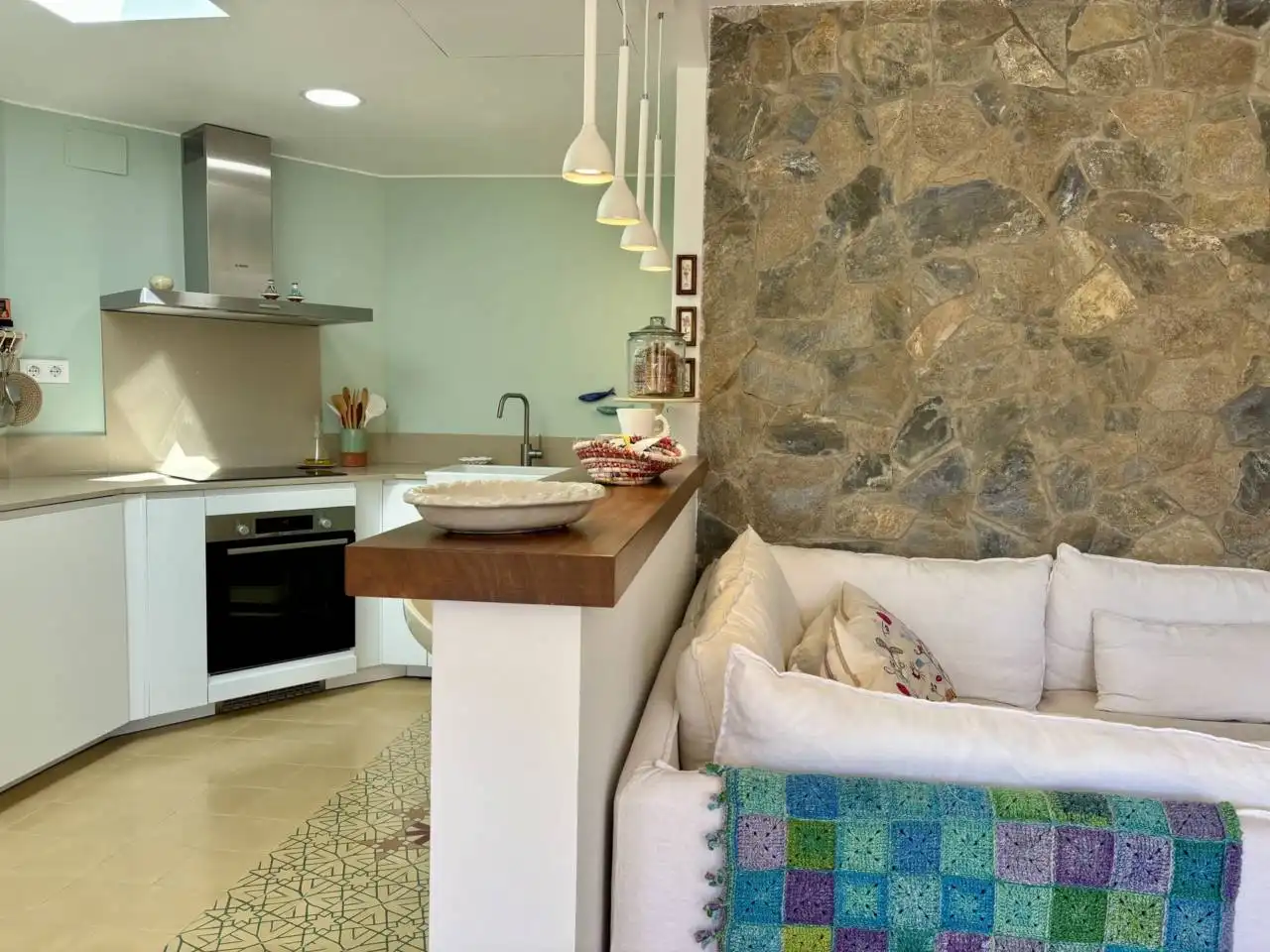 Cocina de Piso de alquiler en Sant Feliu de Guíxols con Terraza y Amueblado