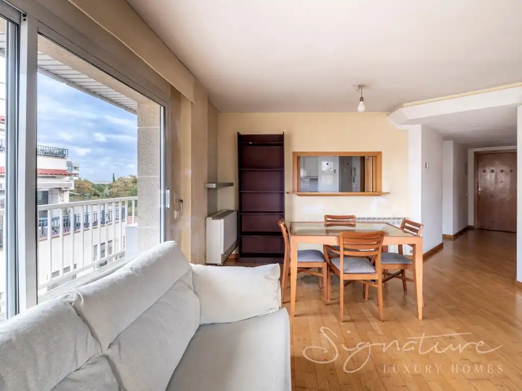 Bedroom of Attic for sale in Sant Cugat del Vallès  with Air Conditioner, Terrace and Swimming Pool