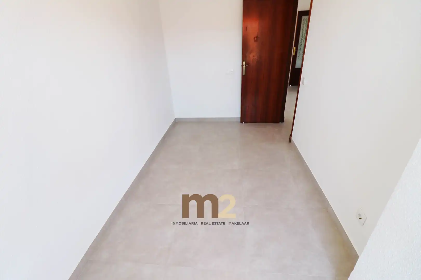 Dormitori de Apartament de lloguer en Guardamar del Segura amb Terrassa, Forn i Rentadora