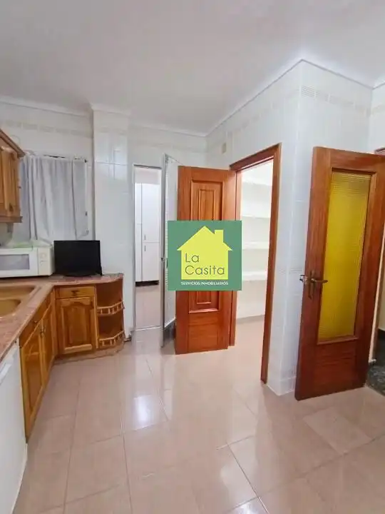 Flat with terrace for sale in Feria, imagen 10