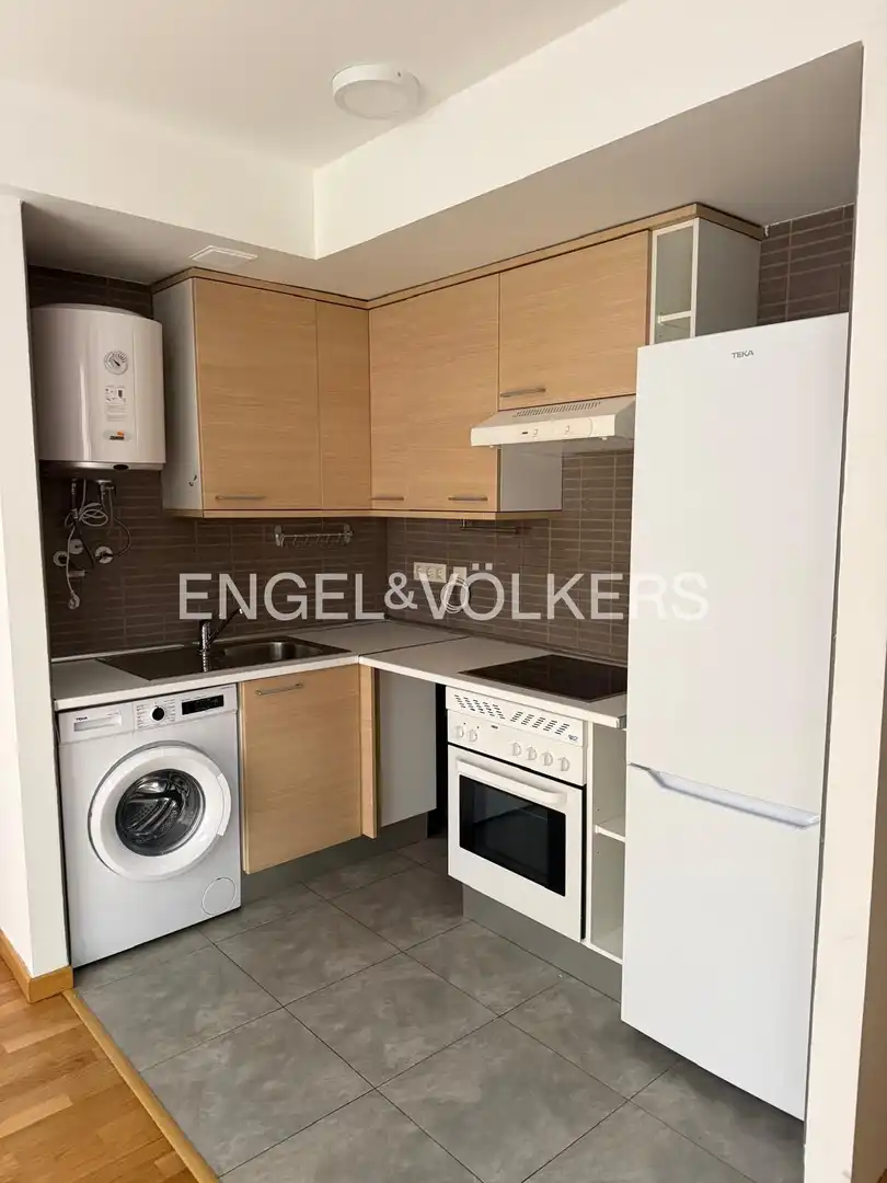Kitchen of Flat for sale in Madrid  with Air Conditioner, Heating and Storage room