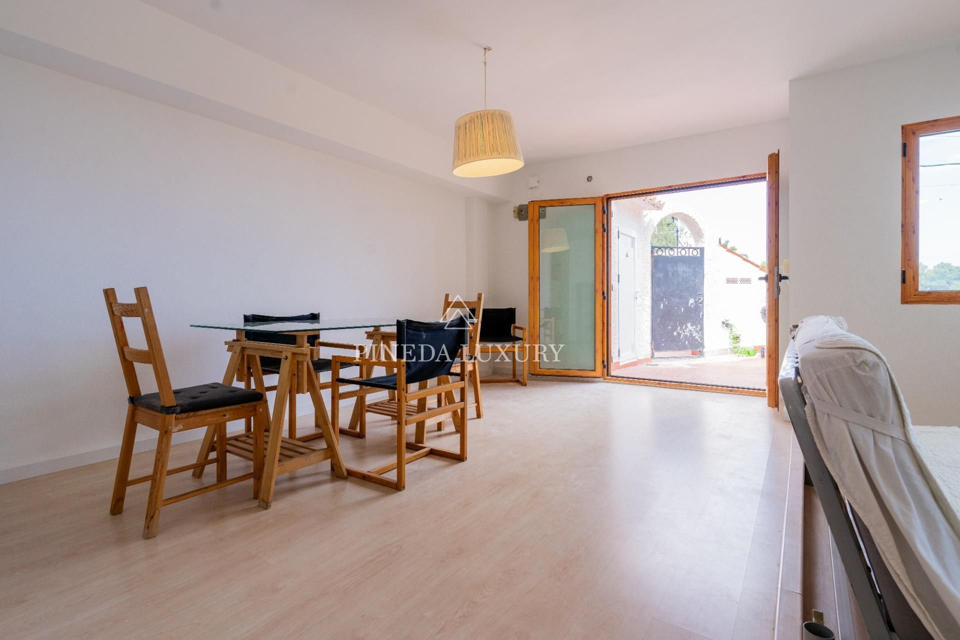 Apartament en venda en Sagunto / Sagunt amb Terrassa, Traster i Piscina comunitària