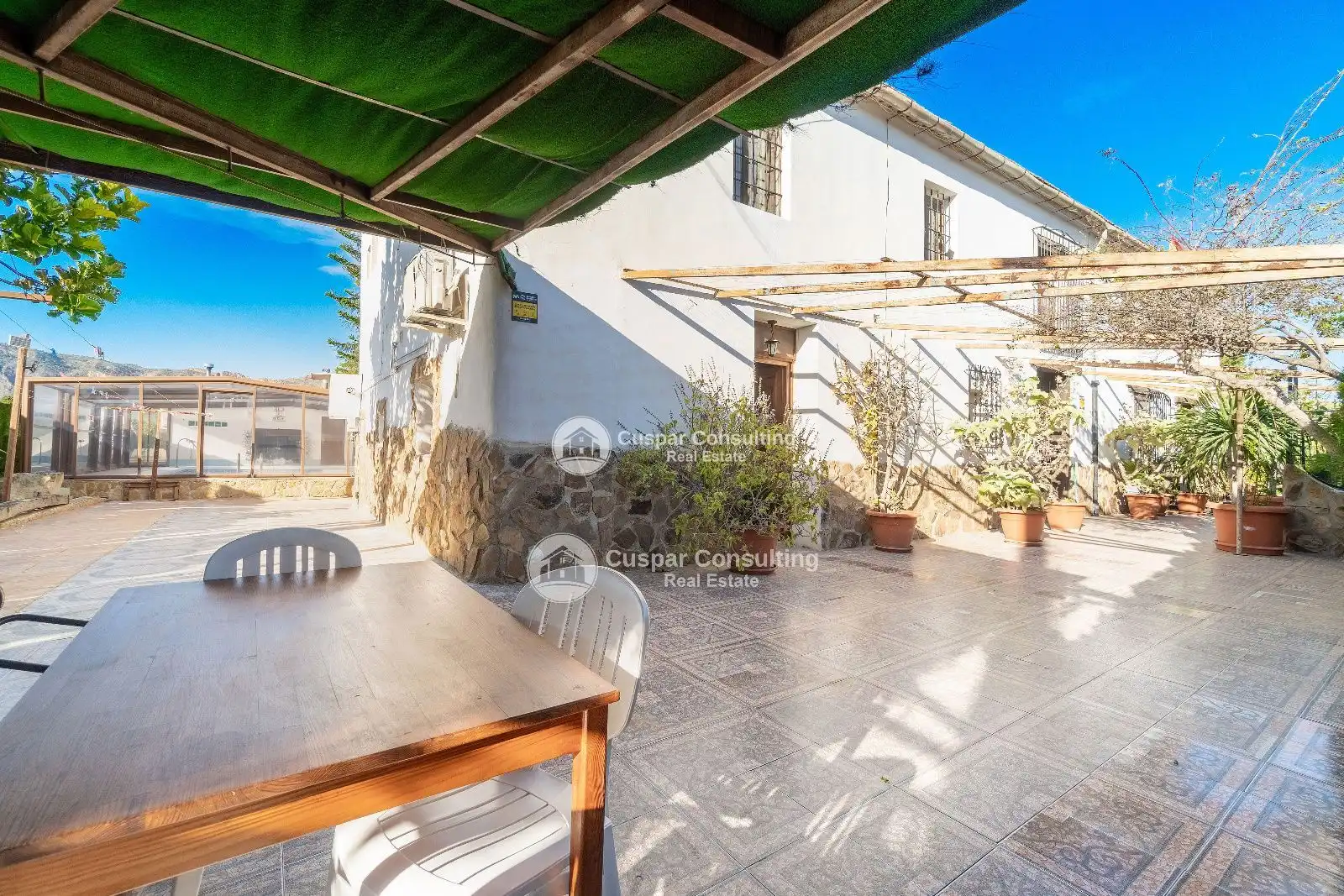 Vista exterior de Casa o xalet en venda en Orihuela amb Aire condicionat, Calefacció i Terrassa