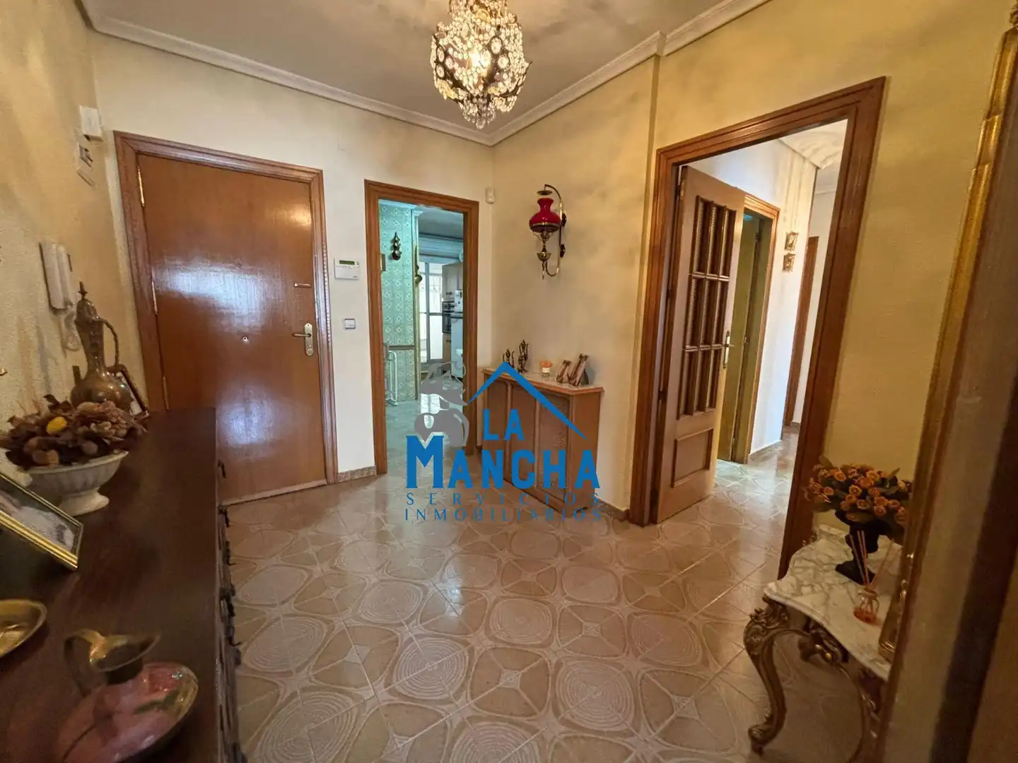 Wohnung zur Miete in Albacete mit Heizung, Terrasse und Abstellraum