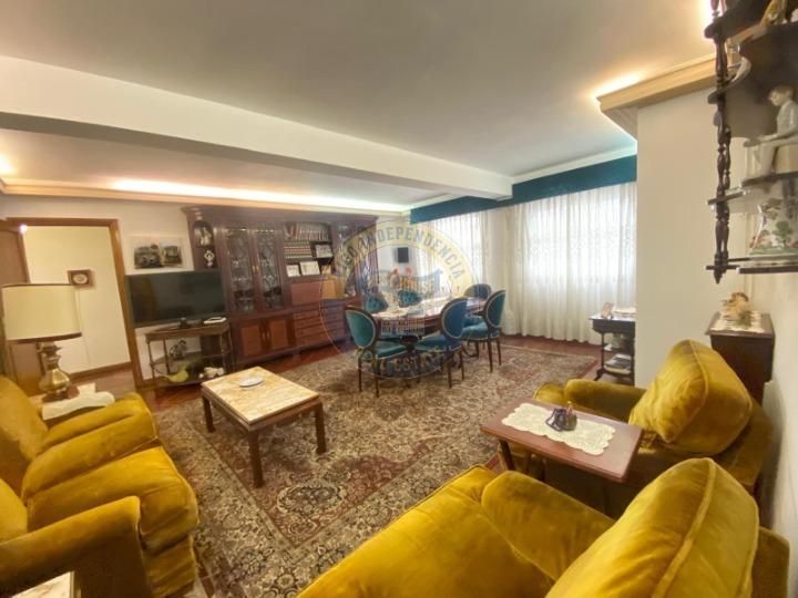Living room of Flat for sale in Vigo   with Heating, Parquet flooring and Terrace