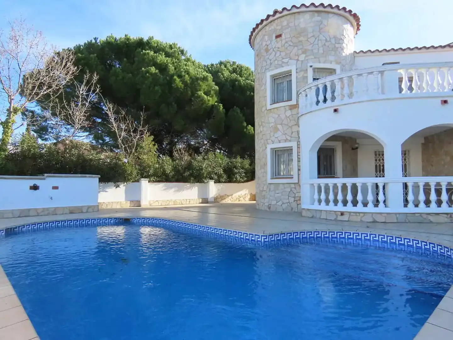 Casa con piscina en venta en cap-ras 54, imagen 3