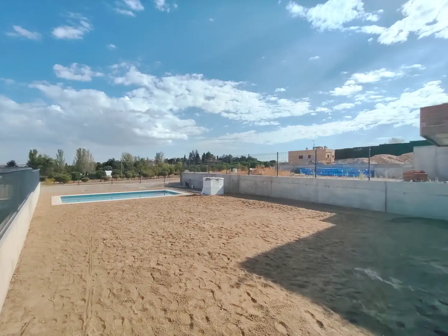 Piscina de Casa o chalet en venta en Carbajosa de la Sagrada con Calefacción, Jardín privado y Terraza