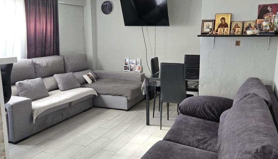 Foto 1 de Apartament en venda a Colonia Requena, Alicante