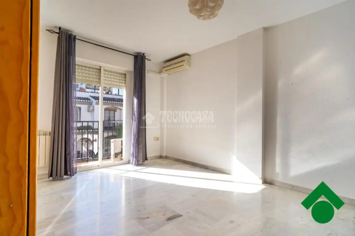 Habitación de Casa adosada en venta en Maracena con Aire acondicionado, Calefacción y Terraza
