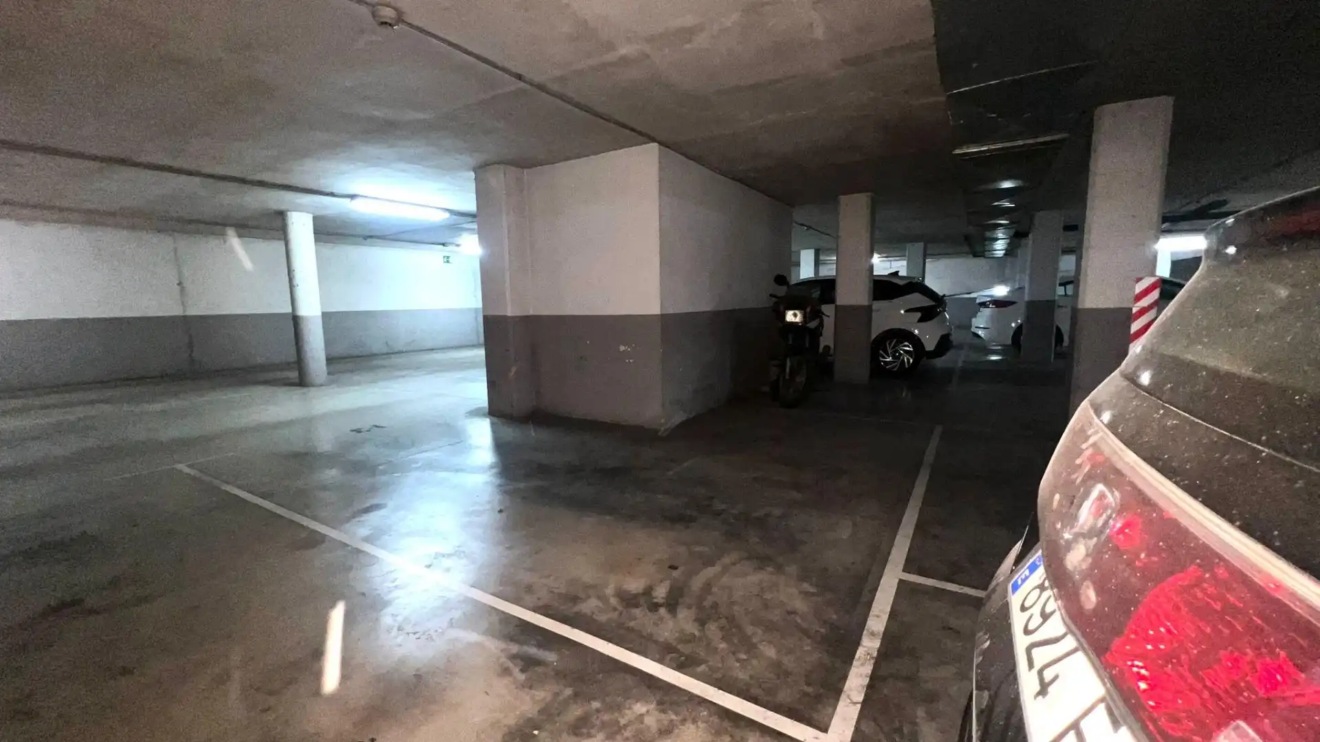 Parkplatz von Garage zum Verkauf in Elche / Elx