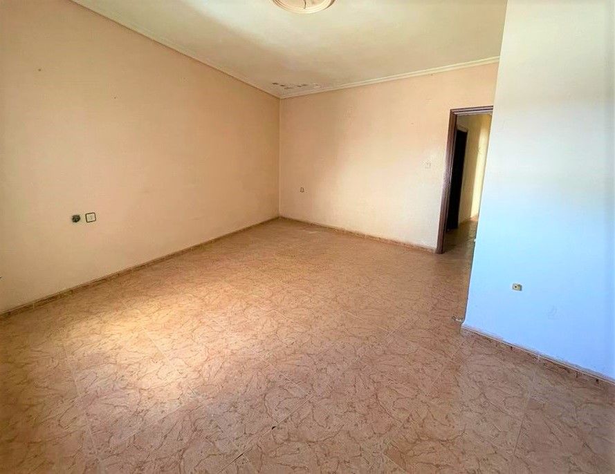 Apartment for sale in Bailén